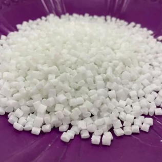 Verklumpen Polypropylen-Kunststoffpellets nach längerer Lagerung?